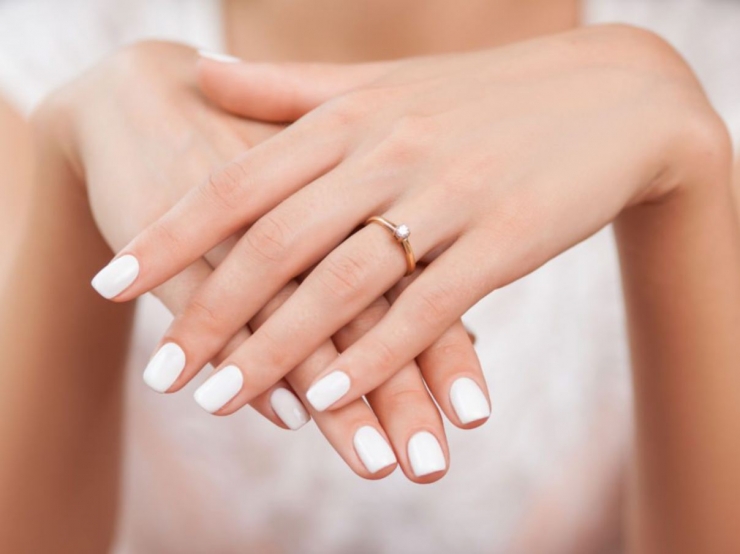 gel-manicure.jpg